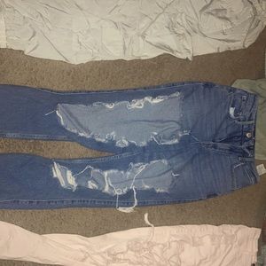 Hollister high waisted ripped mom jeans